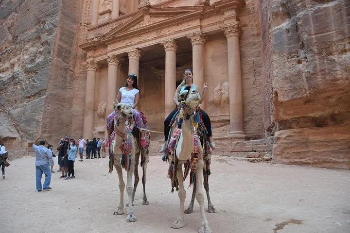 Petra Treasury and the Jordan desert on a Petra, Wadi Rum and Dead Sea 2-day tour